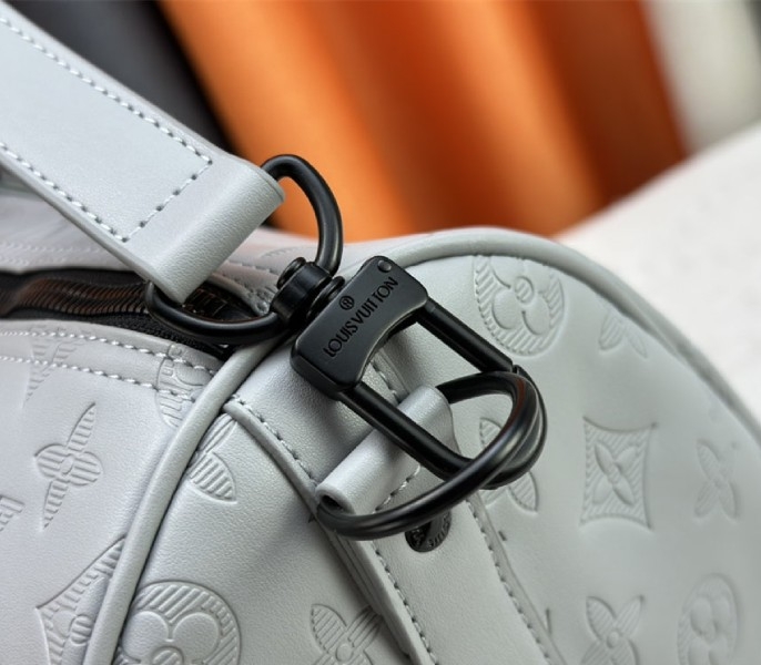 L0vis Vvtt0n Monogram Shadow Leather Keepall Bandouliere 50 In Anthracite Gray