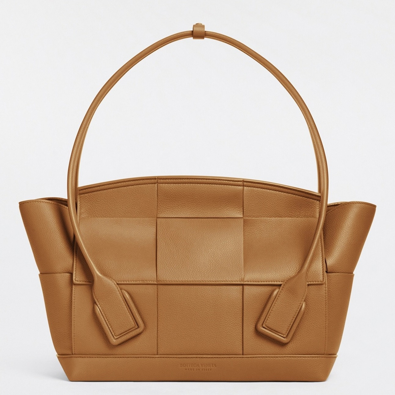 Top Quality Replica B0tt*ga Ven*ta Arco Medium Bag In Caramel