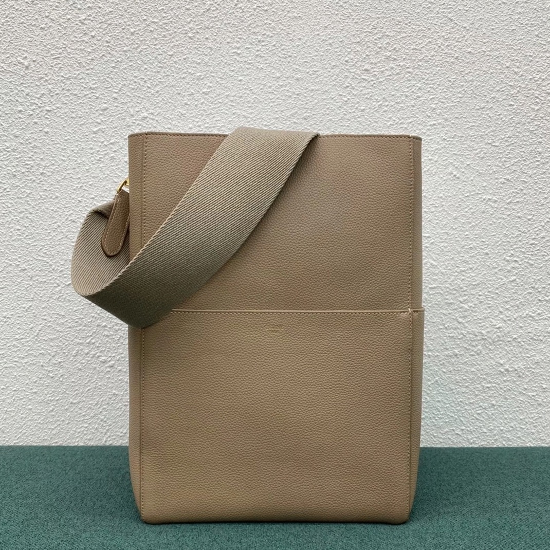 Top Quality Fake Ce1i*e Sangle Bucket Bag In Taupe Grained Calfskin