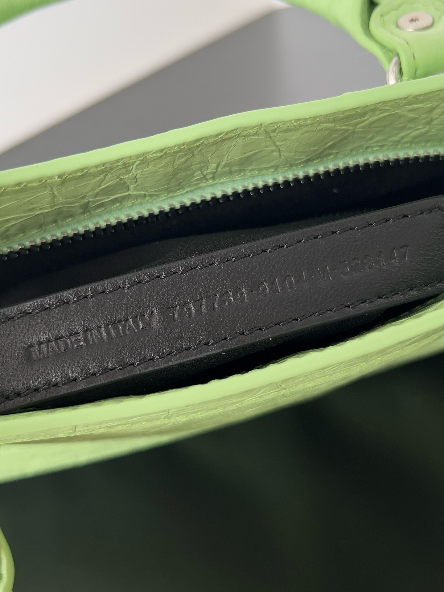 Knockoff Ba1en*iaga Le City Small Bag Green Arena Lambskin