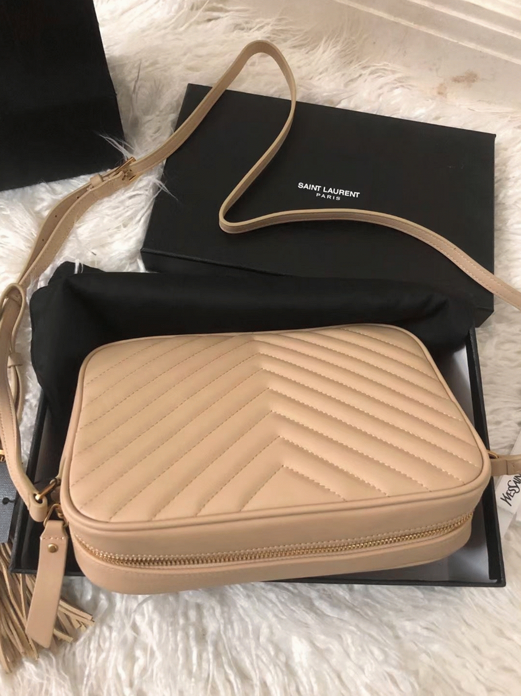 Fake Sa1nt Lau*nt Lou Camera Bag Beige