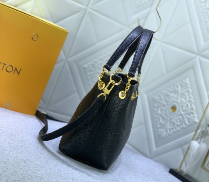 L0vis Vvtt0n Monogram Empreinte Leather Bundle Bag In Black