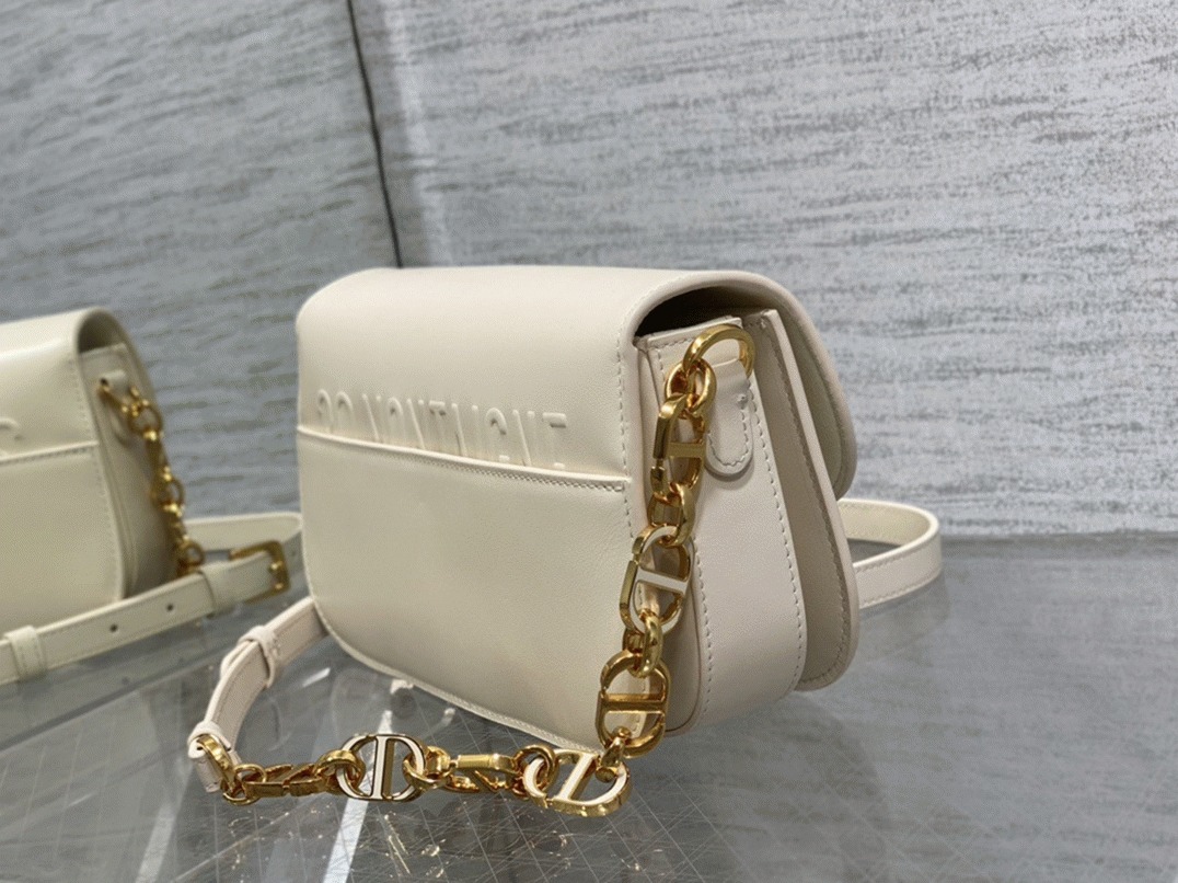 D10r 30 Montaigne Avenue Bag Replica in White Box Calfskin