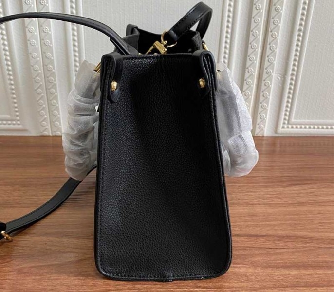 L0vis Vvtt0n Monogram Empreinte Leather Onthego PM Bag In Black