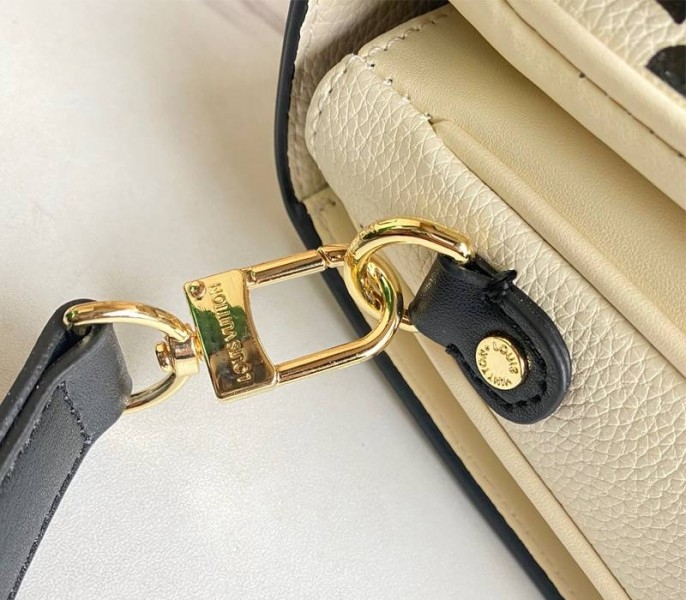L0vis Vvtt0n Spring 2022 Monogram Empreinte Pochette Metis Handbag In Cream