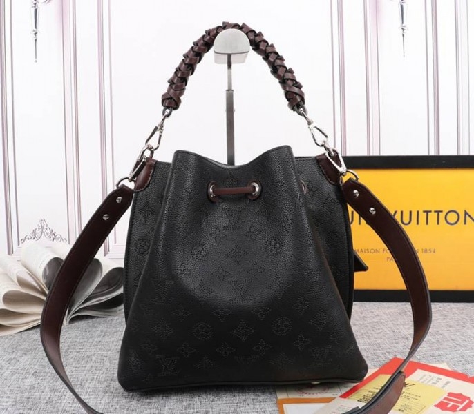 LV Mahina Muria Bag In Black