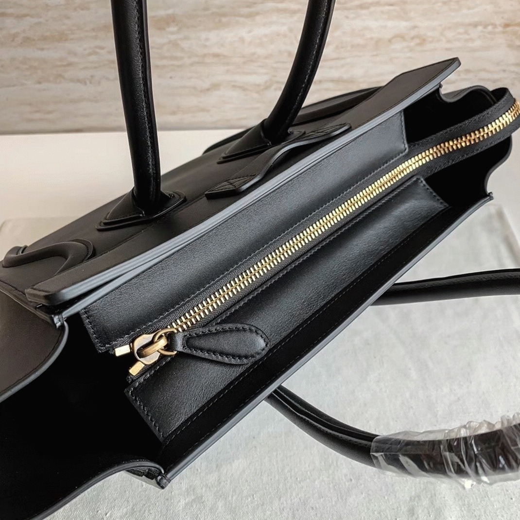 ce1i*e micro lU*gage tote bag replica in black