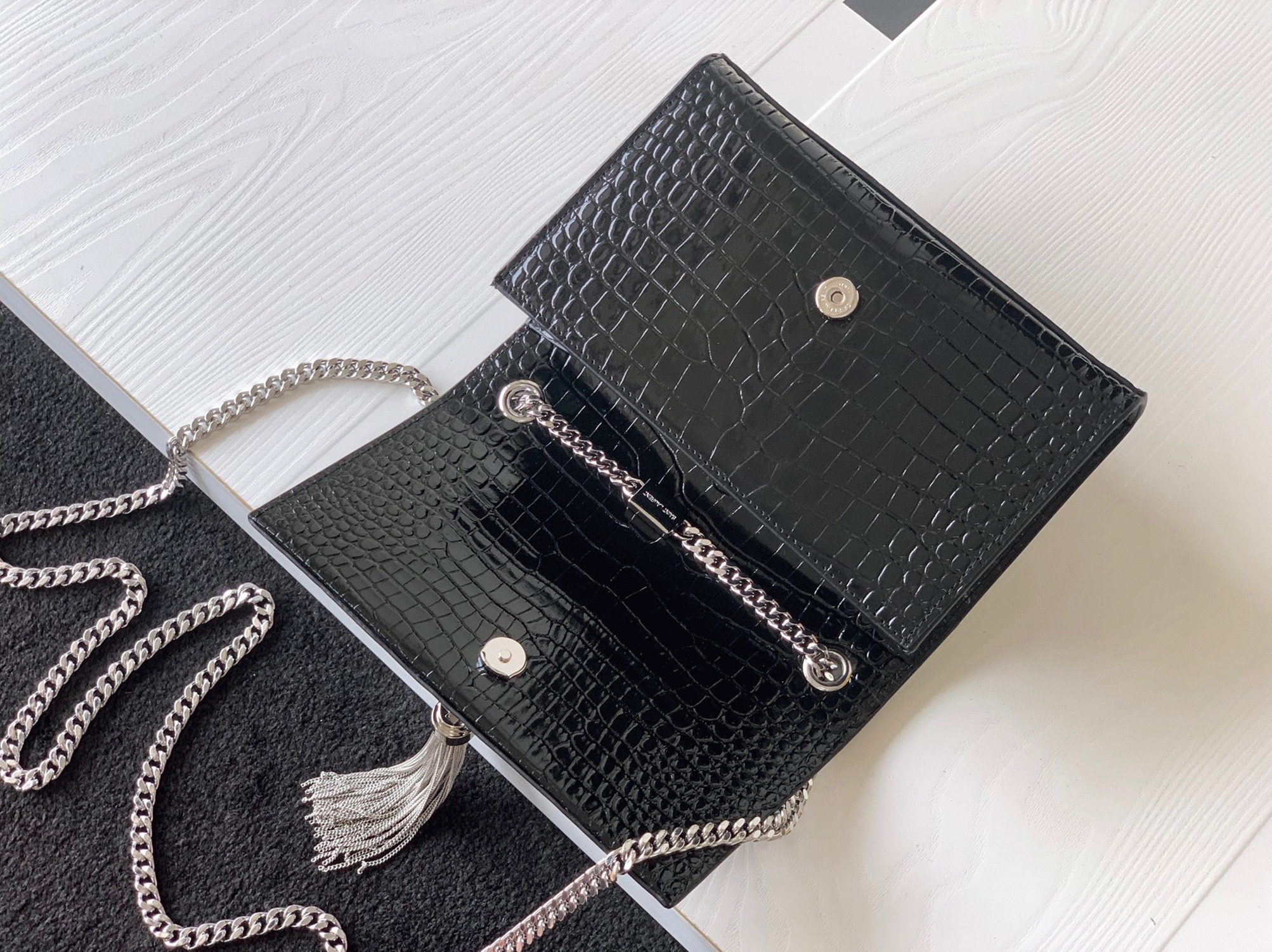 Fake Sa1nt Lau*nt Kate Small Tassel Bag Noir Crocodile-embossed Leather