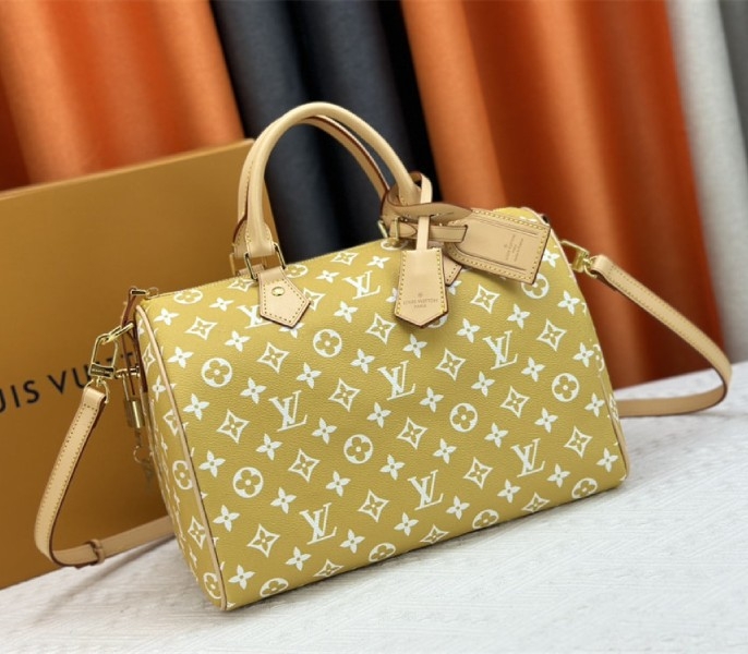 L0vis Vvtt0n Speedy P9 Bandouliere 30 Bag In Yellow