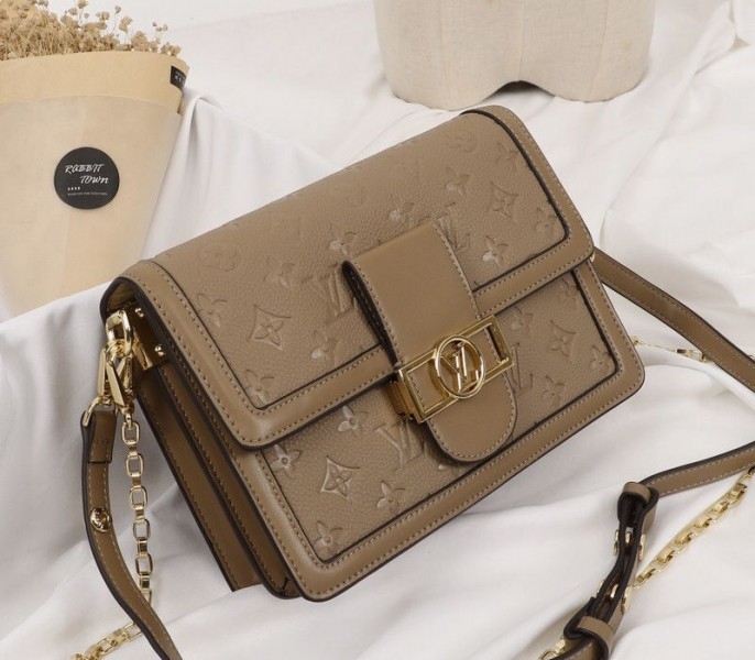 L0vis Vvtt0n Monogram Empreinte Dauphine Bag In Brown