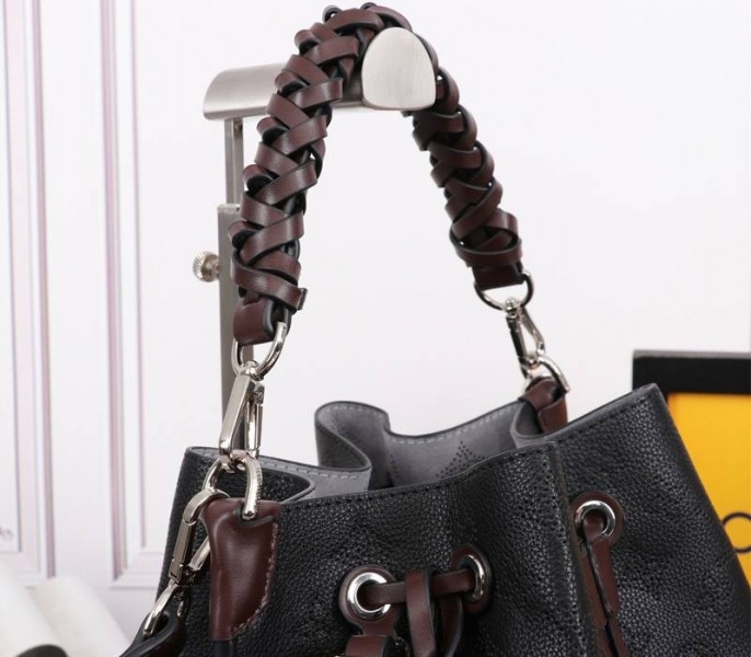 LV Mahina Muria Bag In Black