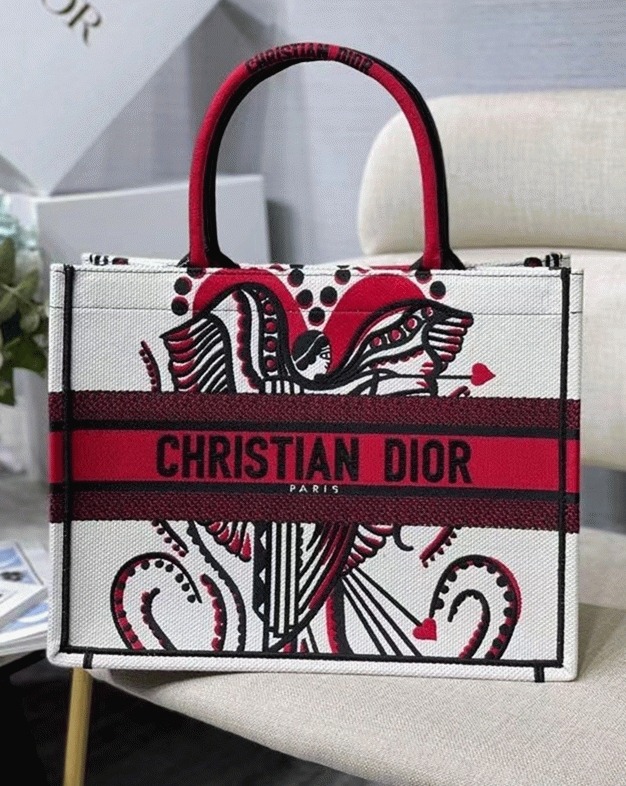 D10r Medium Book Tote Bag Fake in Latte Multicolor Cupidon Embroidery