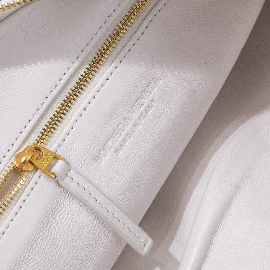 Replica B0tt*ga Ven*ta BV Jodie Teen Bag White