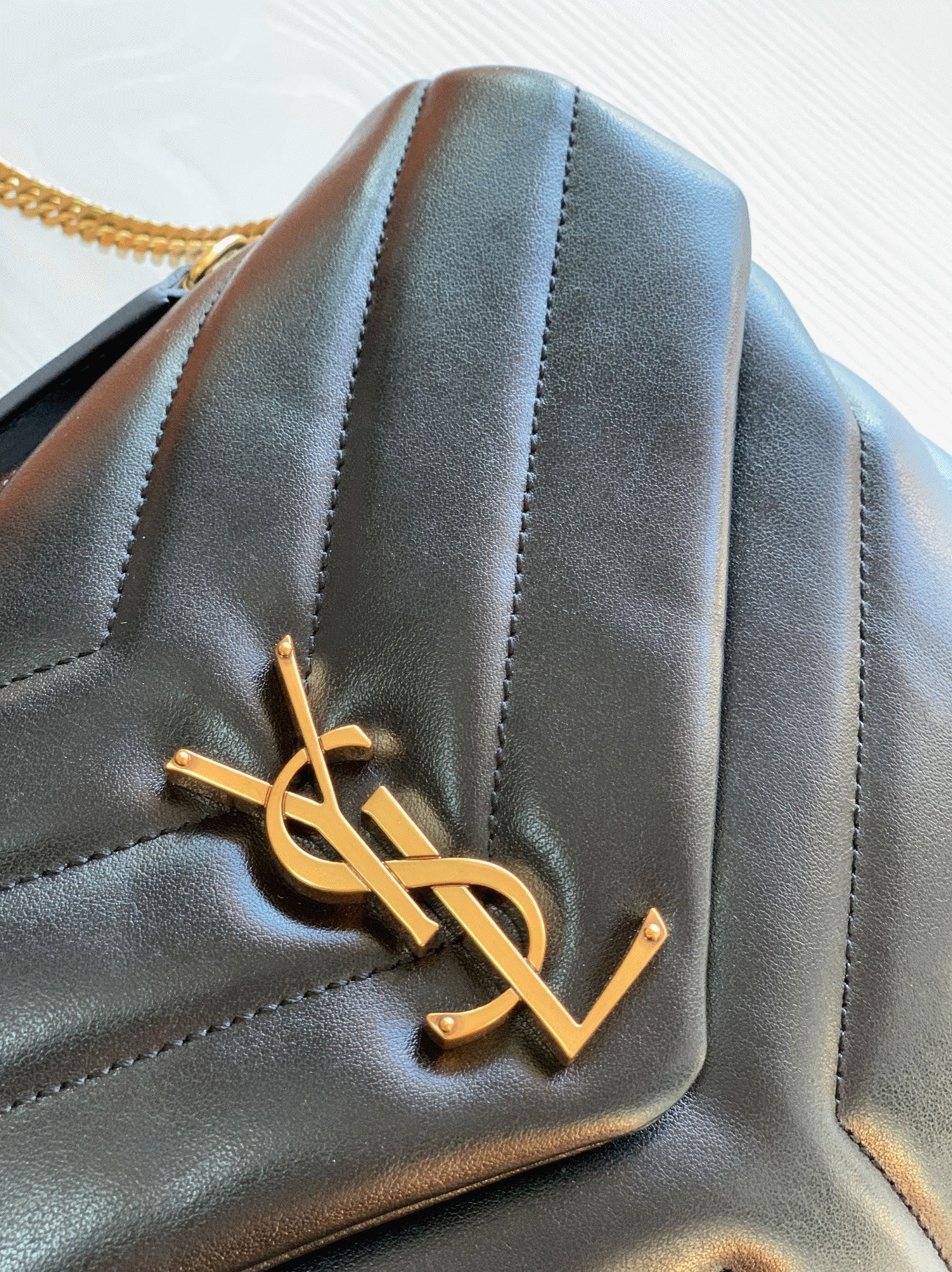 Replica Designer Sa1nt Lau*nt LouLou Small Chain Bag Black