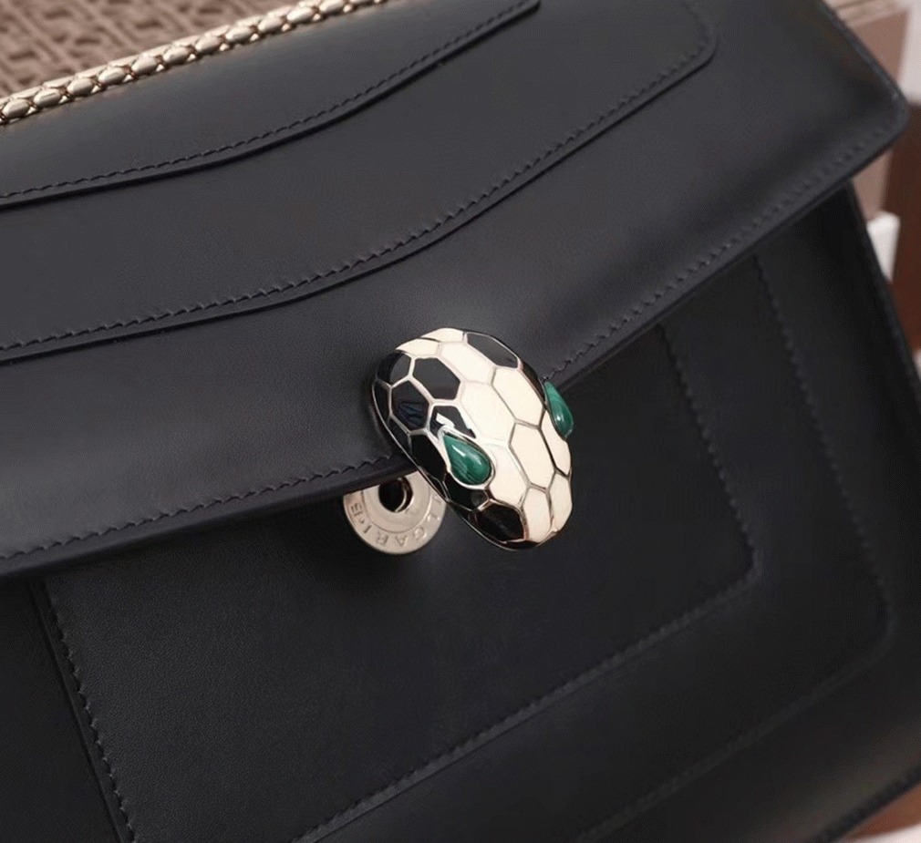 Replica Bv1g*ai Serpenti Forever Large Shoulder Bag Black Calfskin