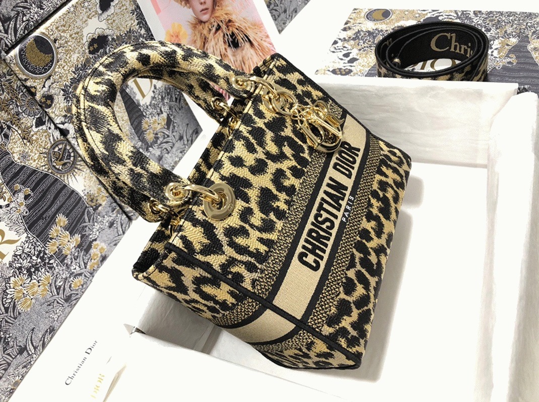 D10r Lady D-Lite Medium Bag Replica in Beige Multicolor Mizza Embroidery