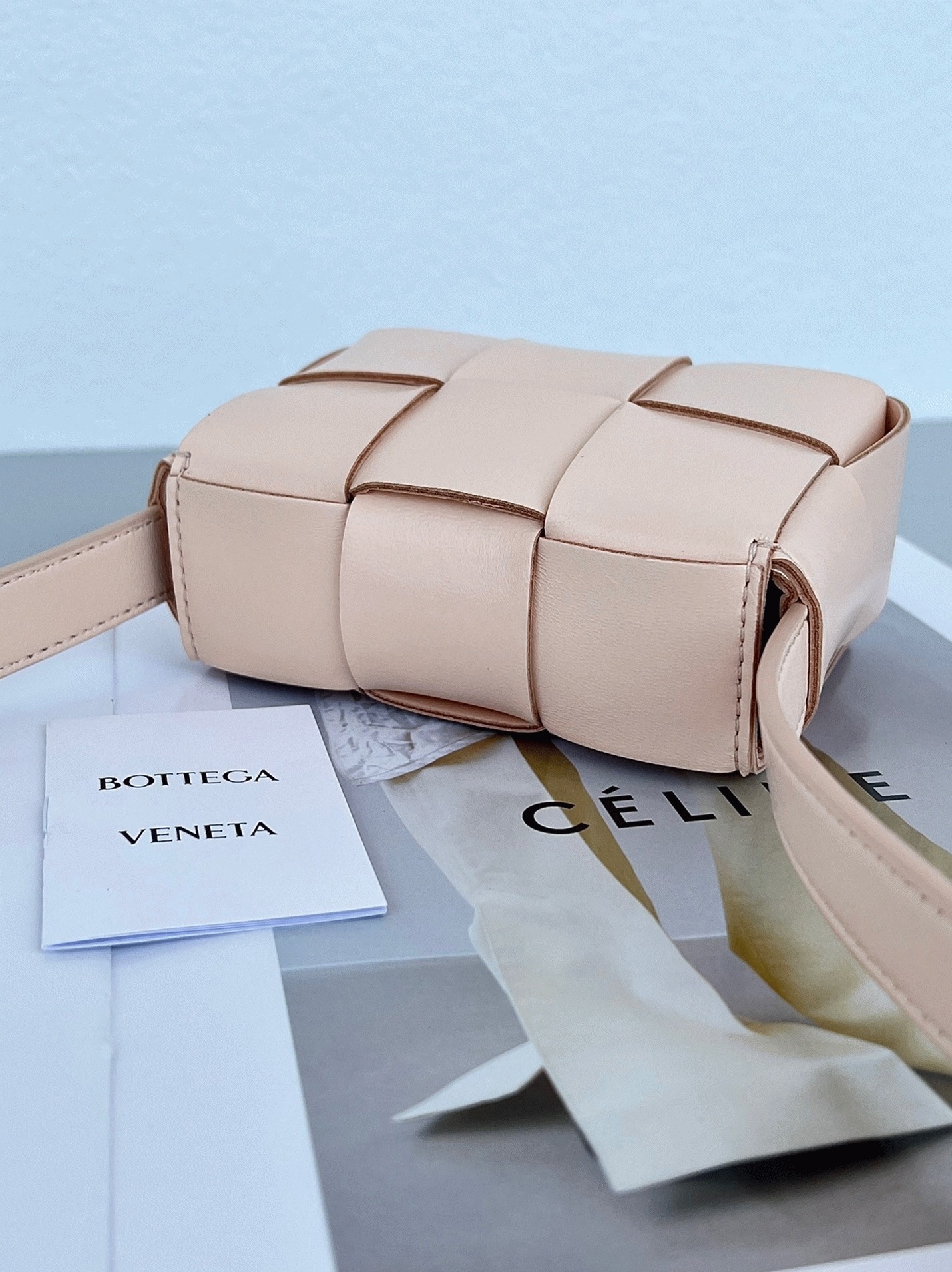 Top Quality Replica B0tt*ga Ven*ta Candy Cassette Bag In Melon Washed