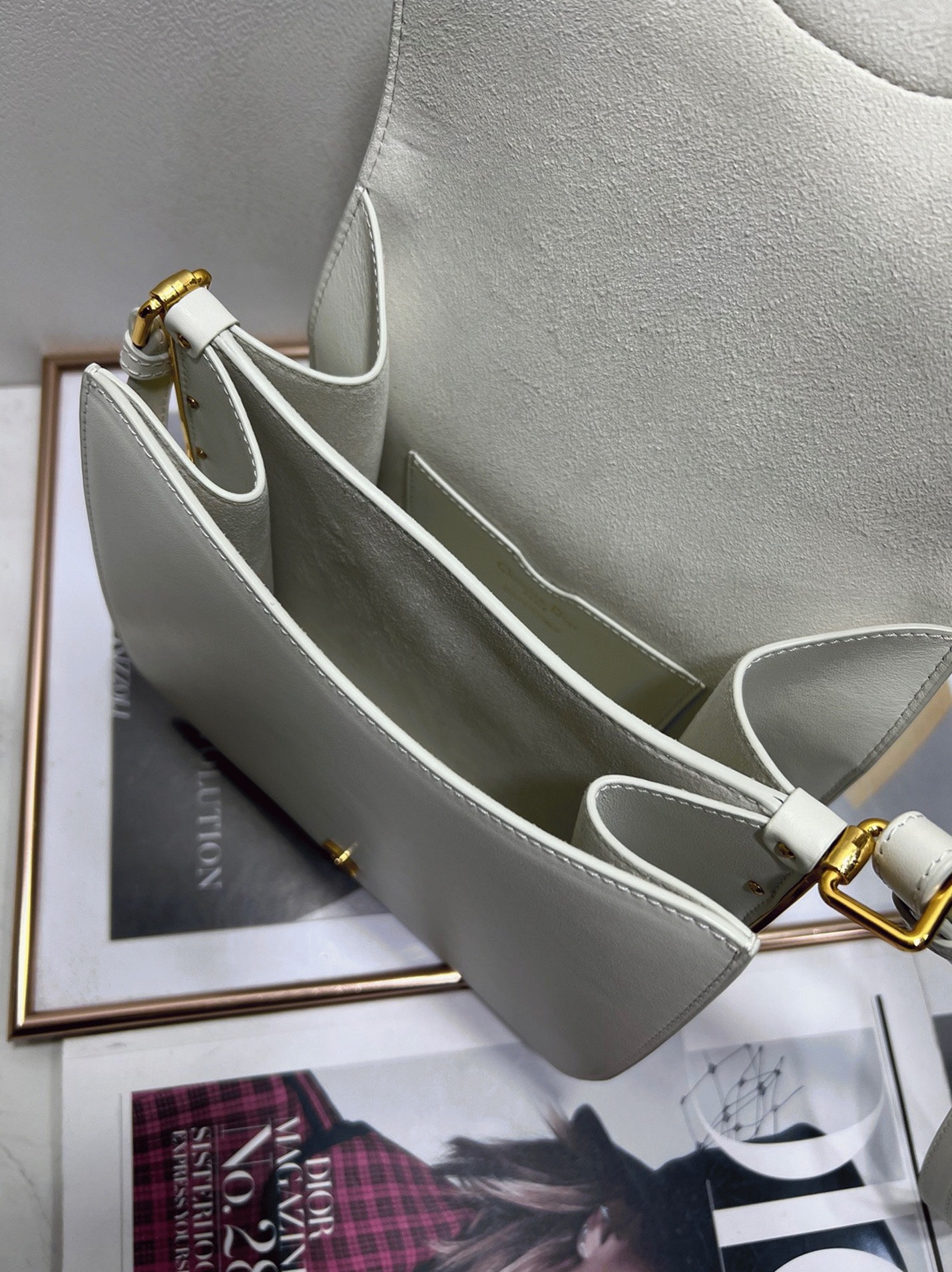 D10r Bobby Frame Bag Replica in White