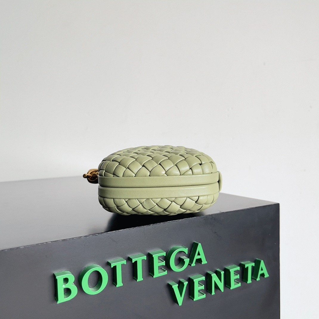 Replica B0tt*ga Ven*ta Knot Minaudiere Clutch Travertine