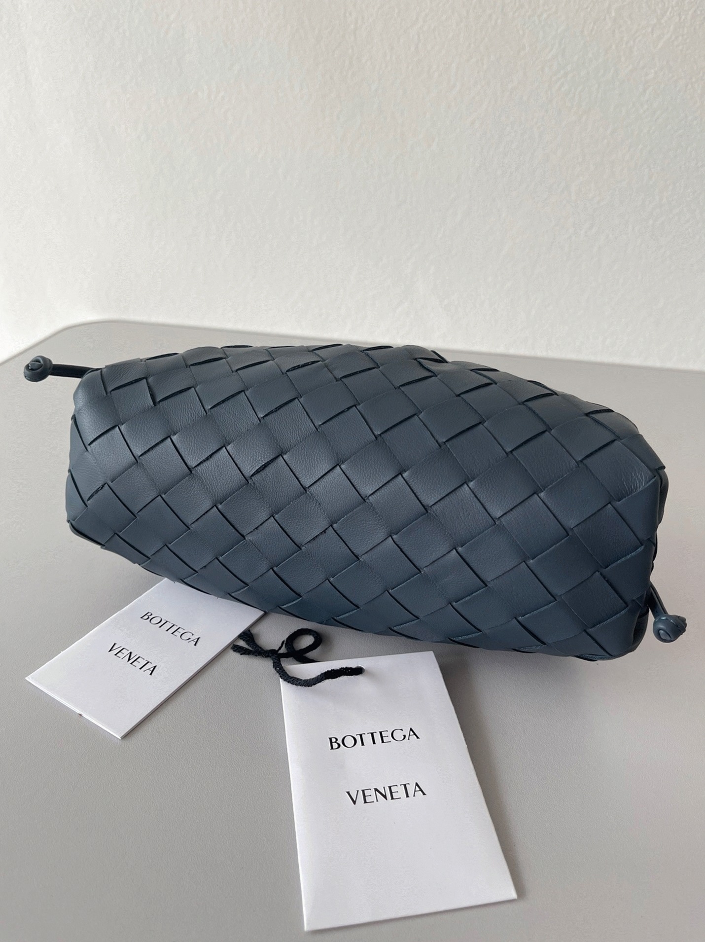 Faux B0tt*ga Ven*ta Mini Pouch with Strap Space