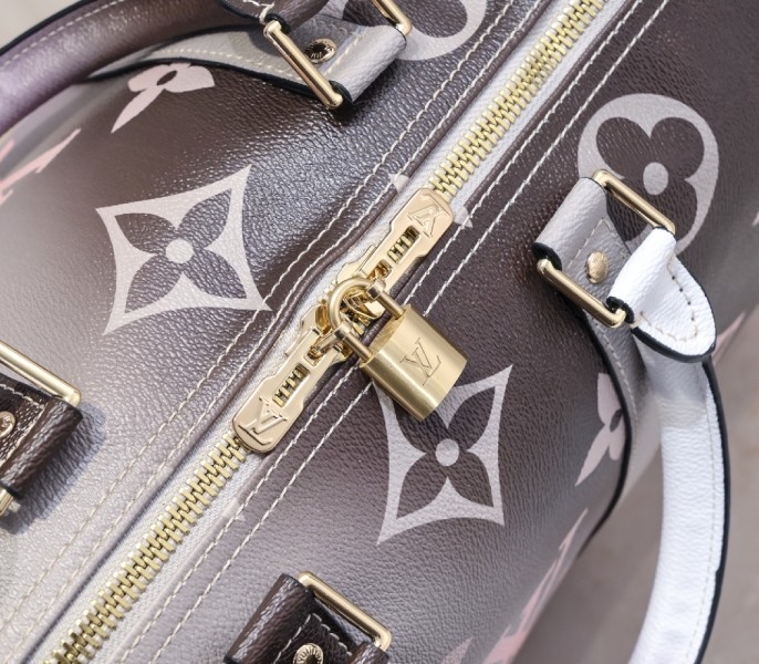 LV Spring 2022 Keepall 45 Travel Bag In Sunset Kaki