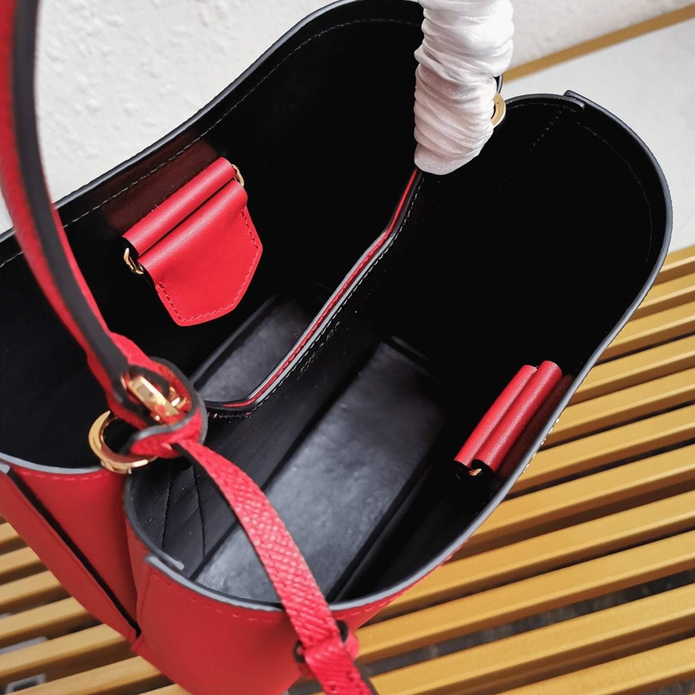 Red Pra*a Medium Panier Bag Fake