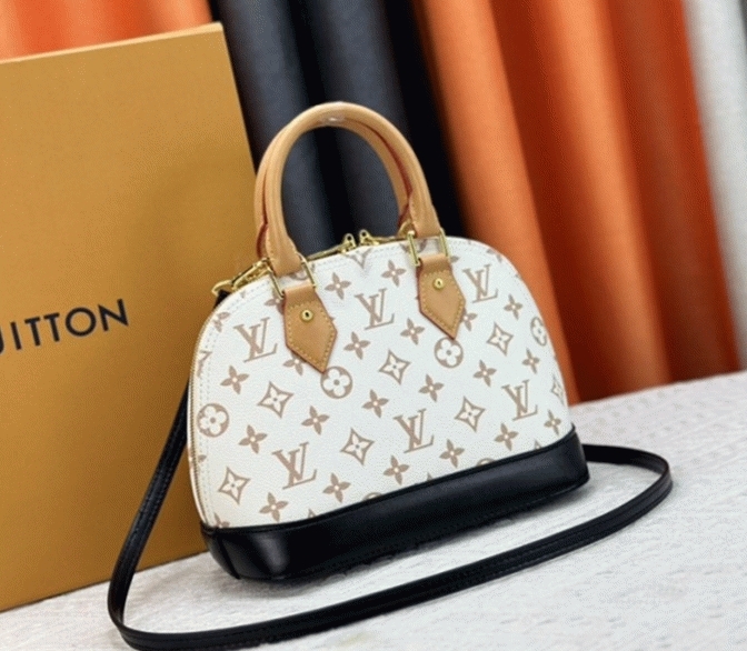 L0vis Vvtt0n Monogram Dune Canvas Alma BB Bag
