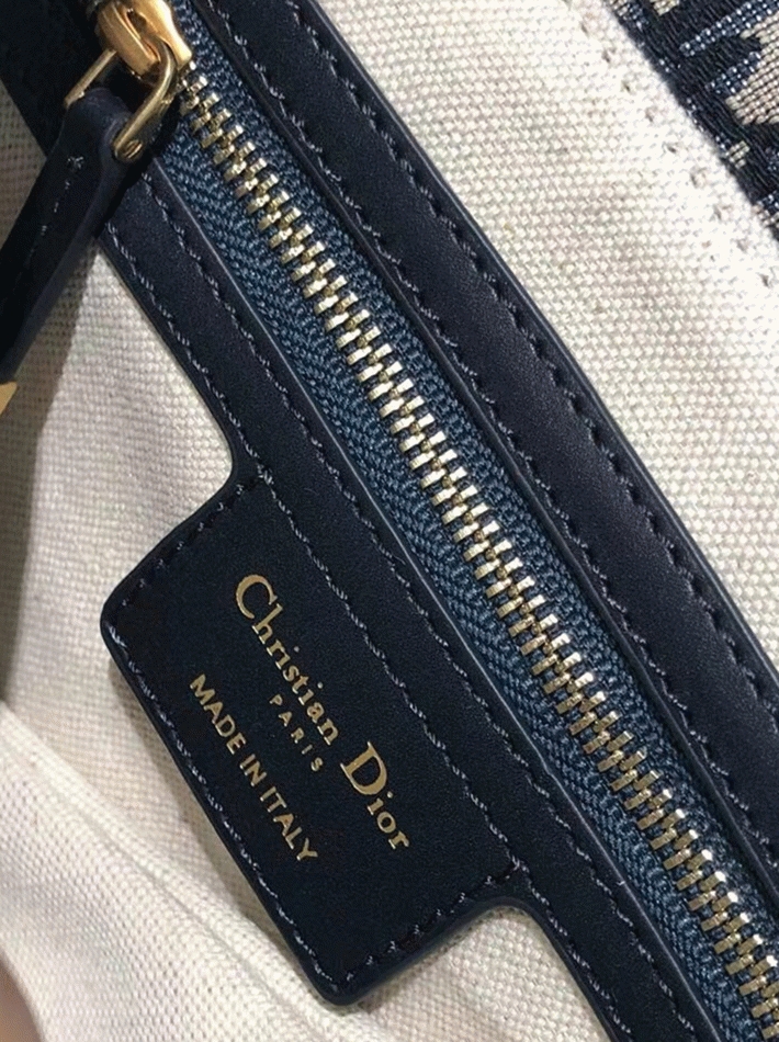 D10r Saddle Bag Knockoff in Blue D10r Oblique Jacquard