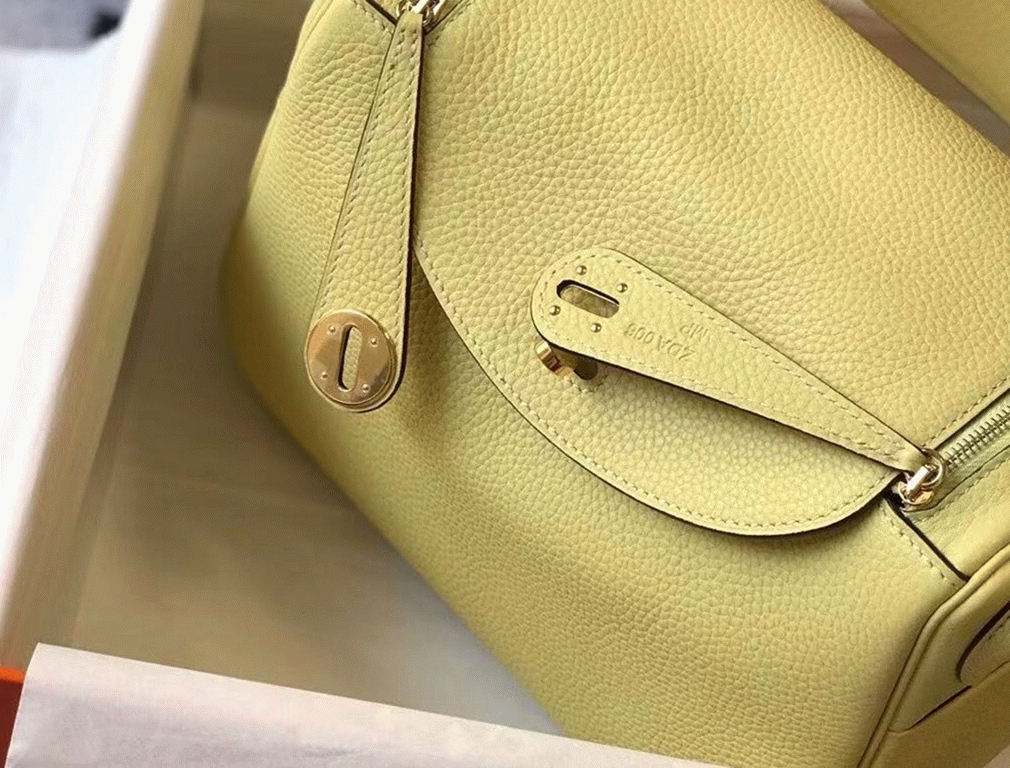 Best replica H**me5 Lindy 30cm bag in jaune poussin hue