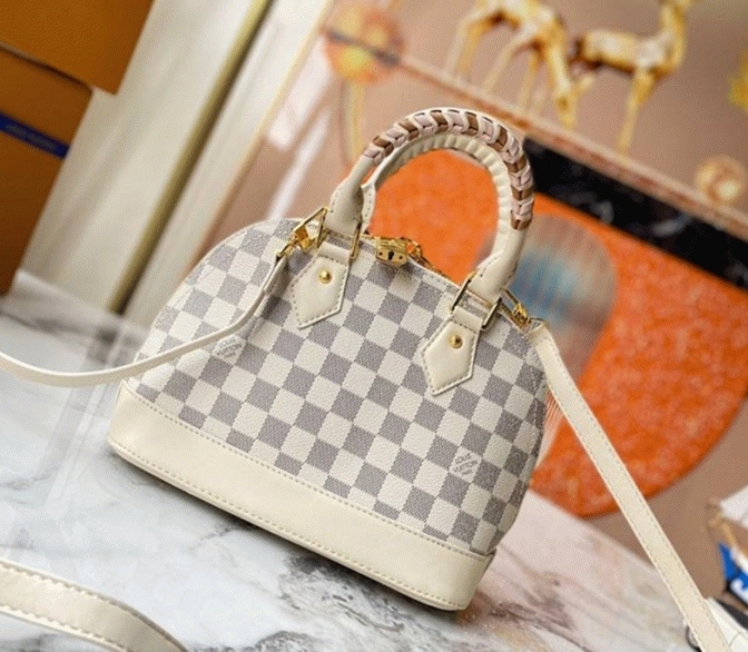 L0vis Vvtt0n Damier Azur Spring 2022 Alma BB Handbag