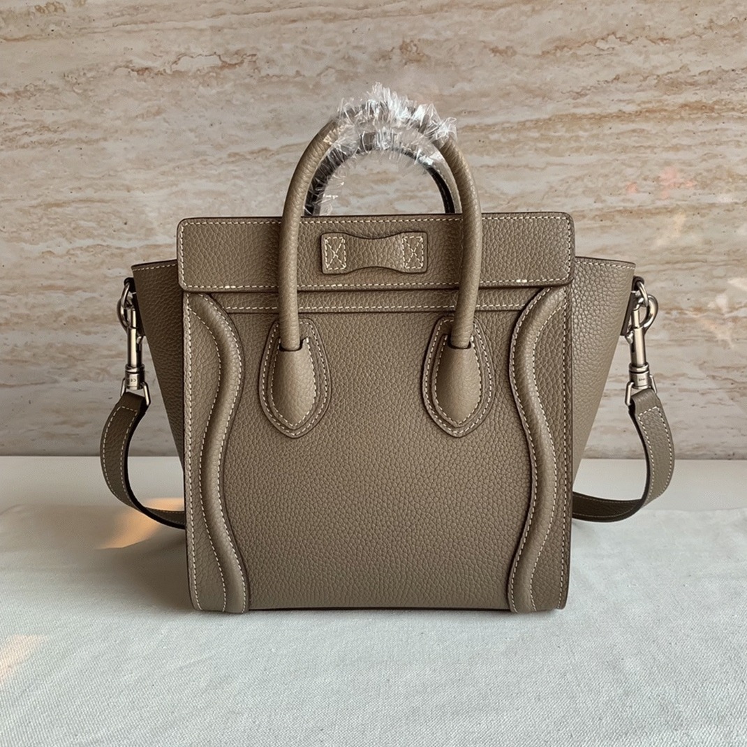 ce1i*e nano lU*gage tote bag fake in souris