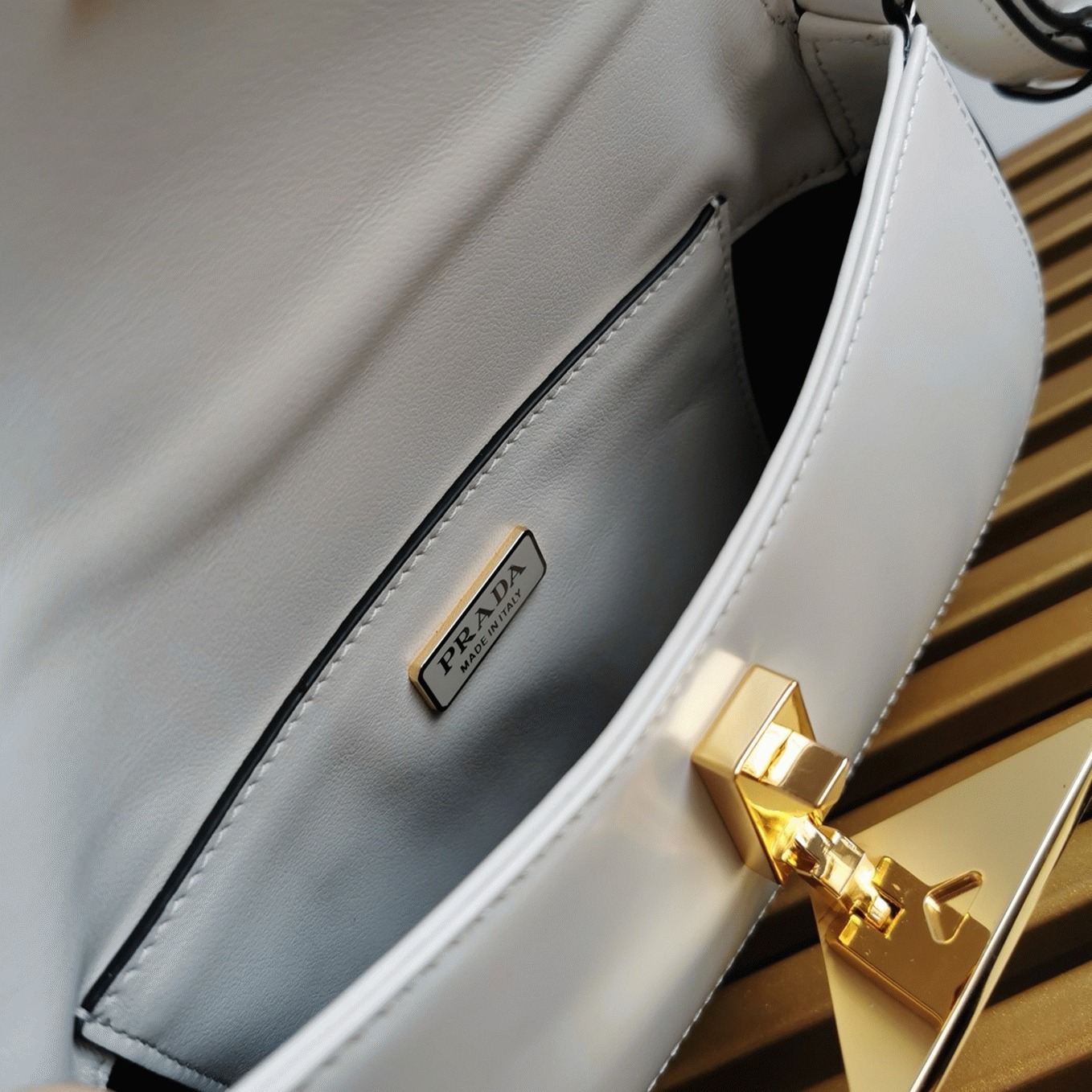 Pra*a Shoulder Bag Knockoff in White