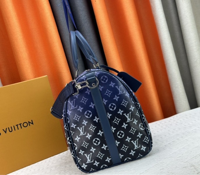 L0vis Vvtt0n Monogram Gradient Canvas Keepall Bandouliere 50 In Navy Blue