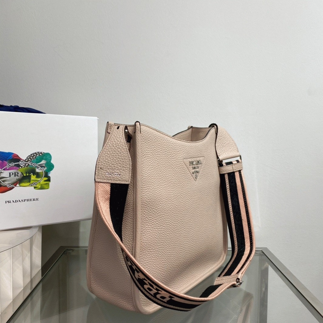 Pra*a Hobo Bag Fake in Sand