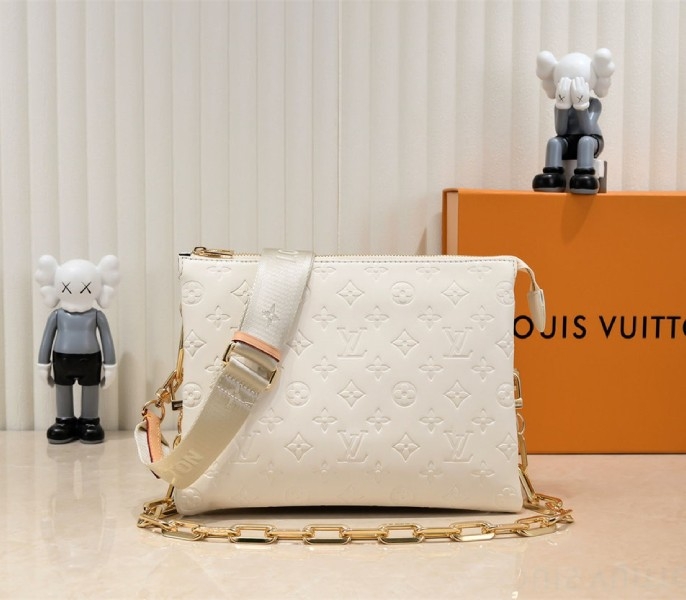 L0vis Vvtt0n Coussin PM Bag In Cream With Jacquard Strap