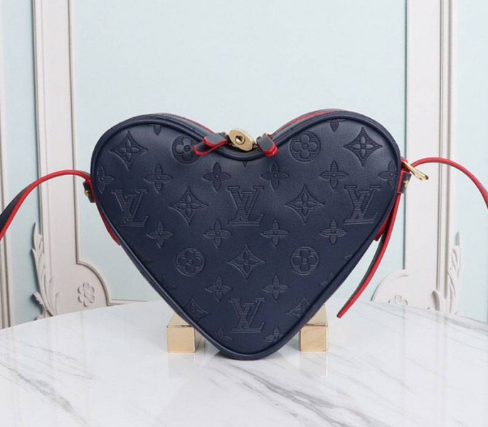 L0vis Vvtt0n Monogram Empreinte Game On Coeur Bag In Navy Blue