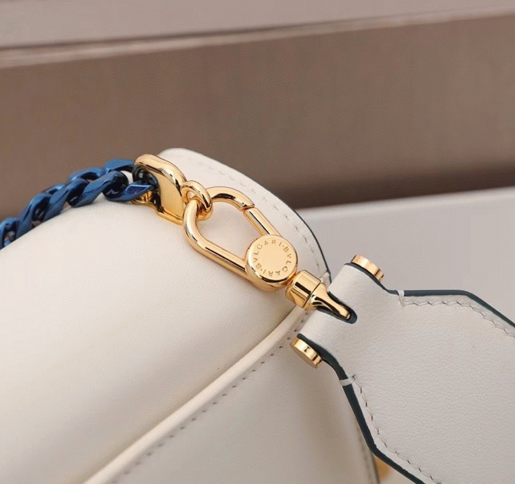 Fake Bv1g*ai Serpenti Forever Small Crossbody Bag with Chain Ivory
