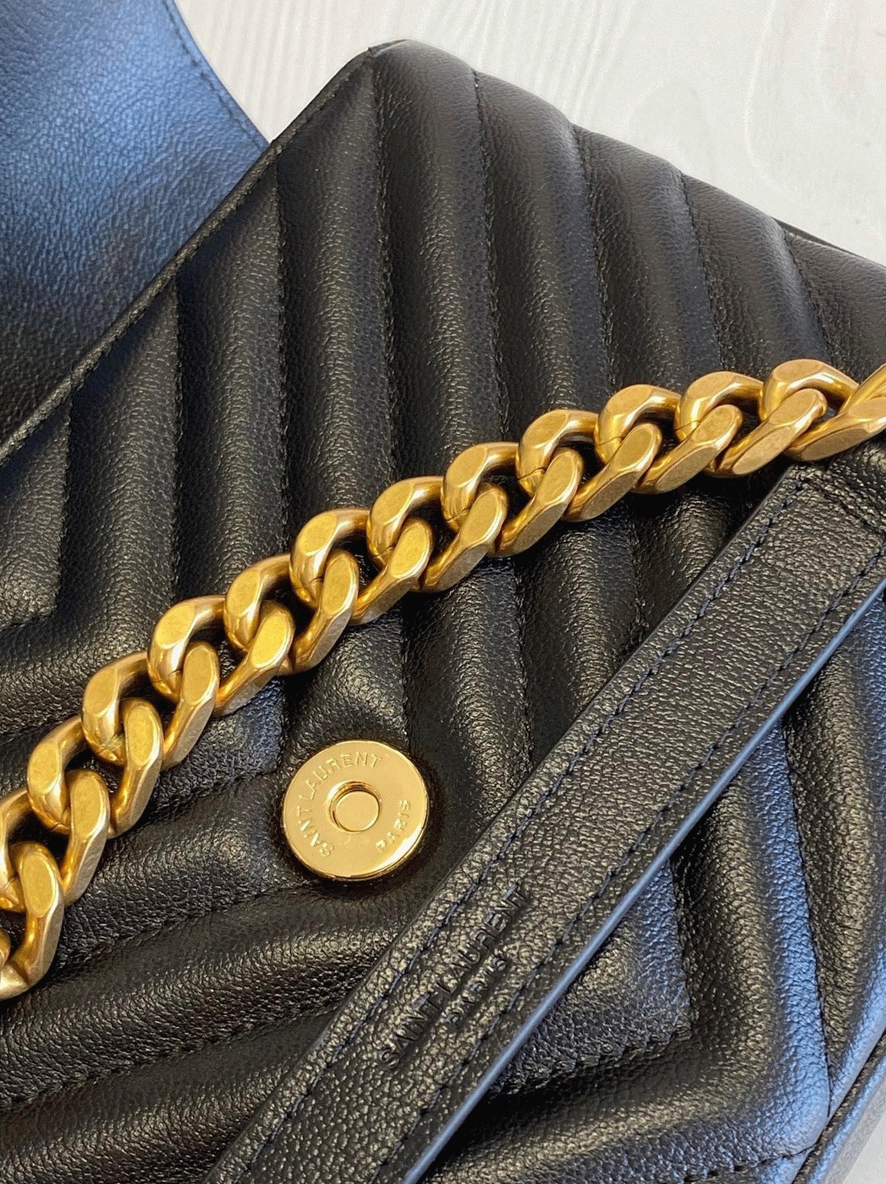 Replica Sa1nt Lau*nt College Medium Chain Bag Noir
