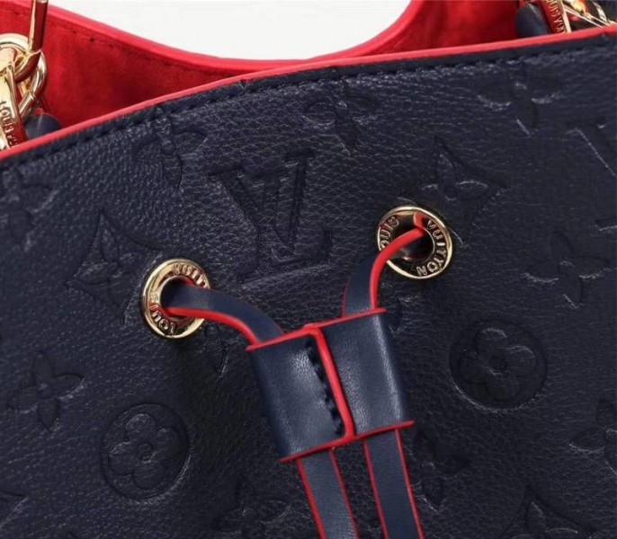 L0vis Vvtt0n Monogram Empreinte NeoNoe MM Bag In Marine Rouge