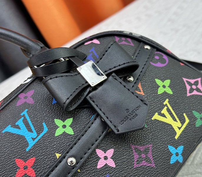 L0vis Vvtt0n X TM Multicolored East West In Black