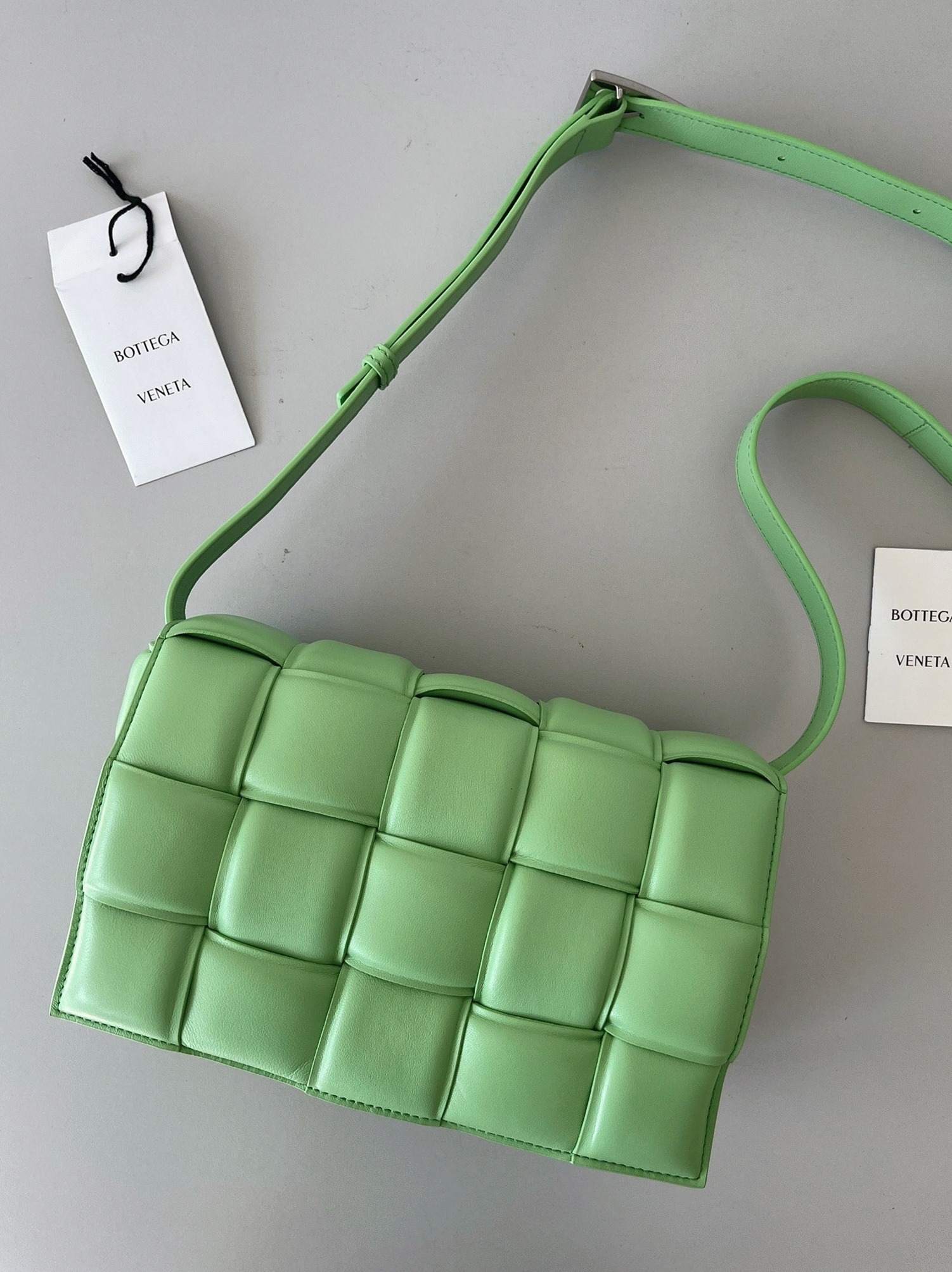 Top Quality Fake B0tt*ga Ven*ta Padded Cassette Bag In Acid Green