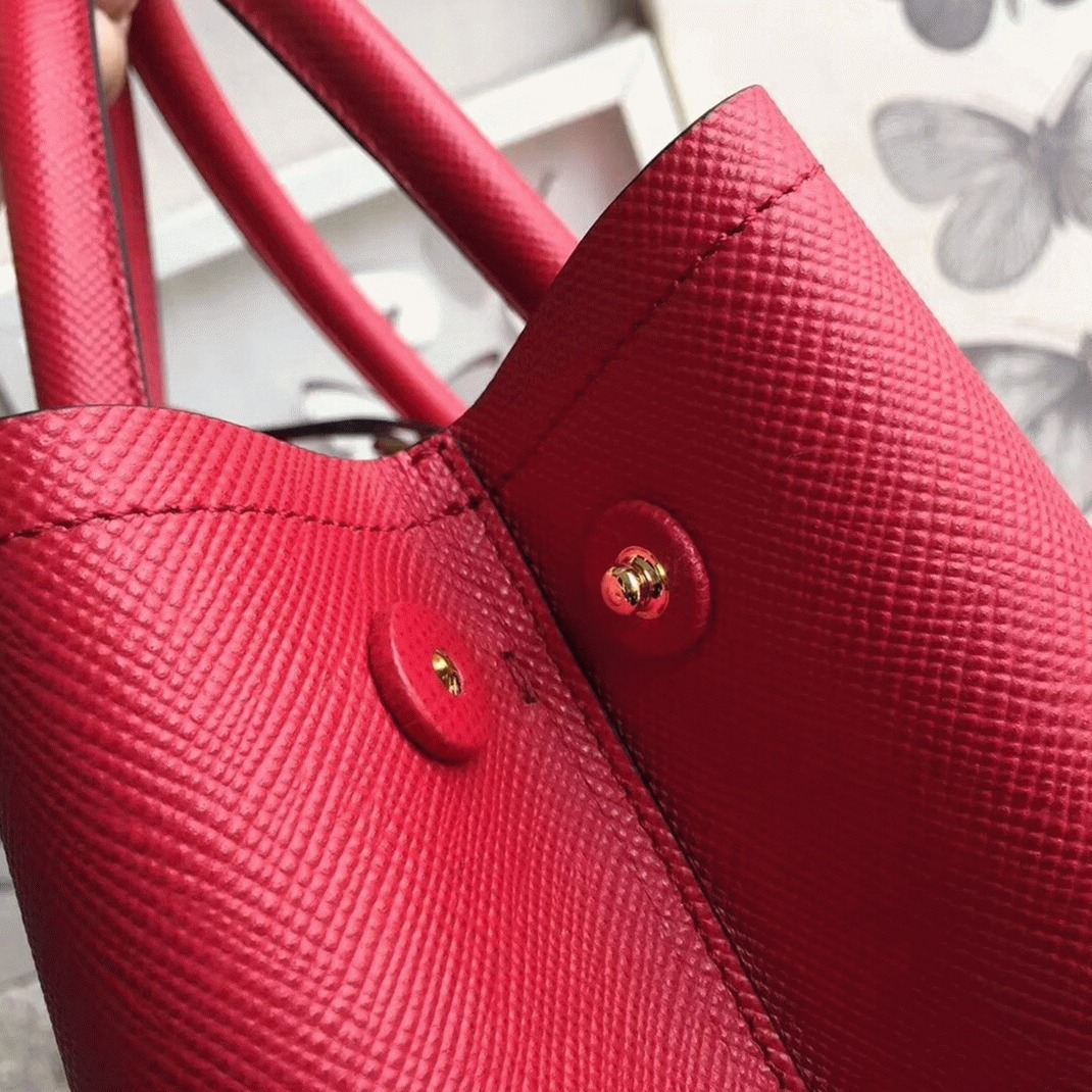 Red Pra*a Double Medium Tote Bag Replica