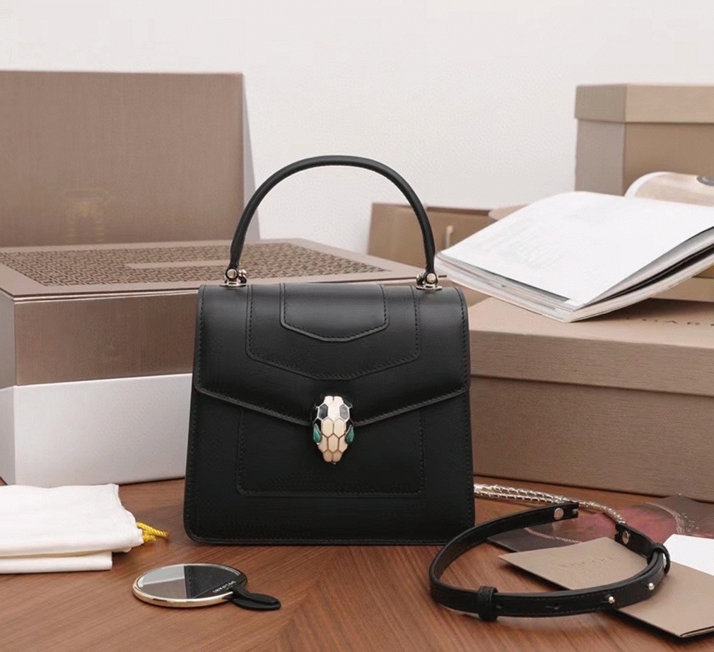 Fake Bv1g*ai Serpenti Forever Small Bag Black Calfskin
