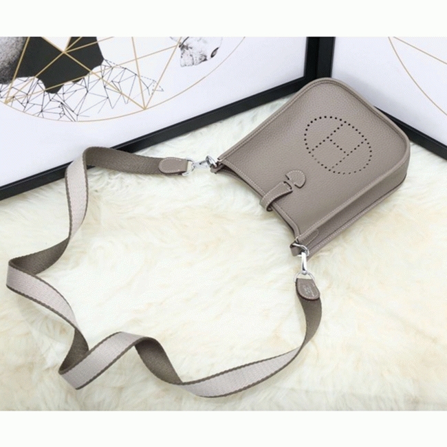 Etoupe Clemence Leather Knockoff H**me5 Evelyne II TPM Messenger Bag