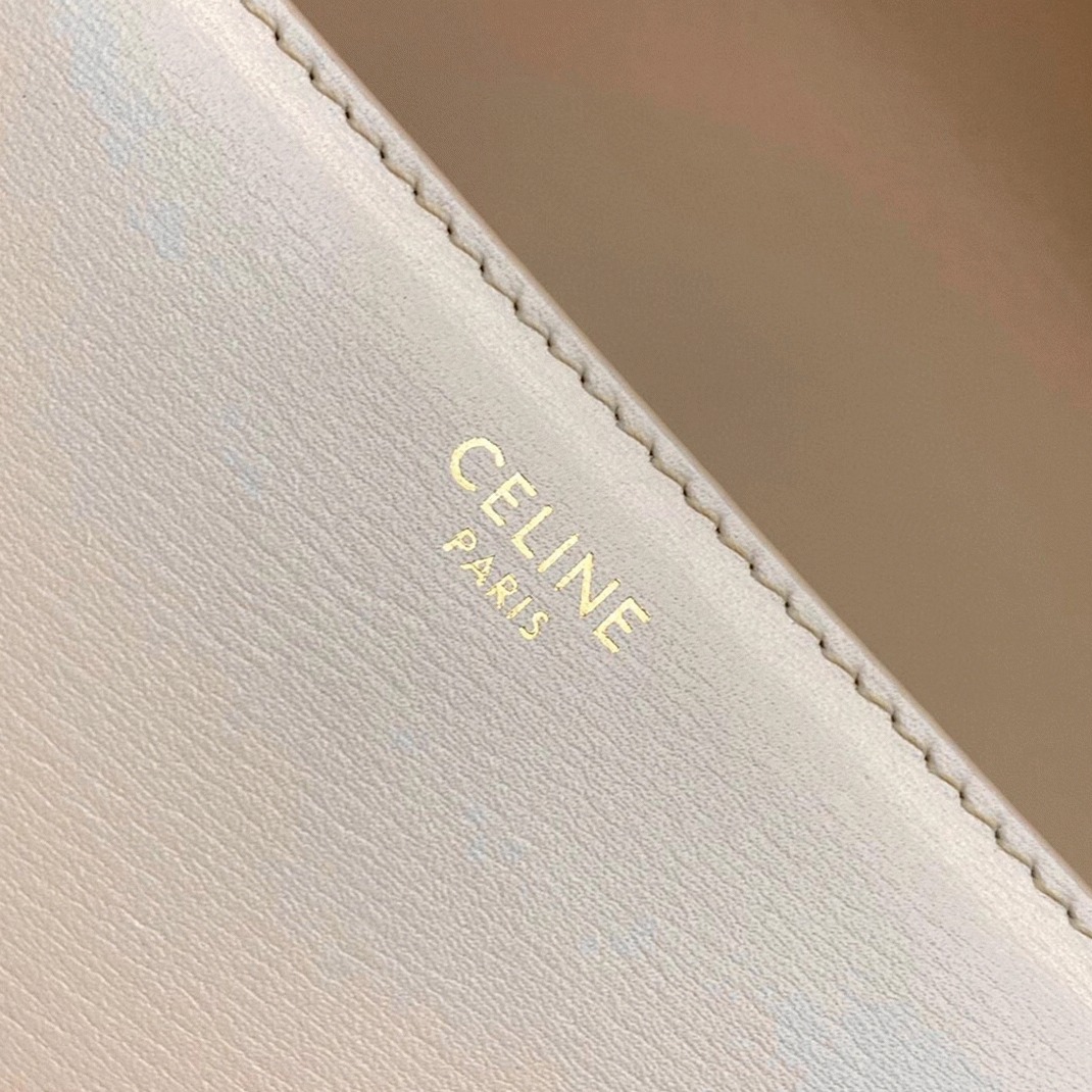 Top Quality Imitation Ce1i*e Triomphe Teen Bag In Nude
