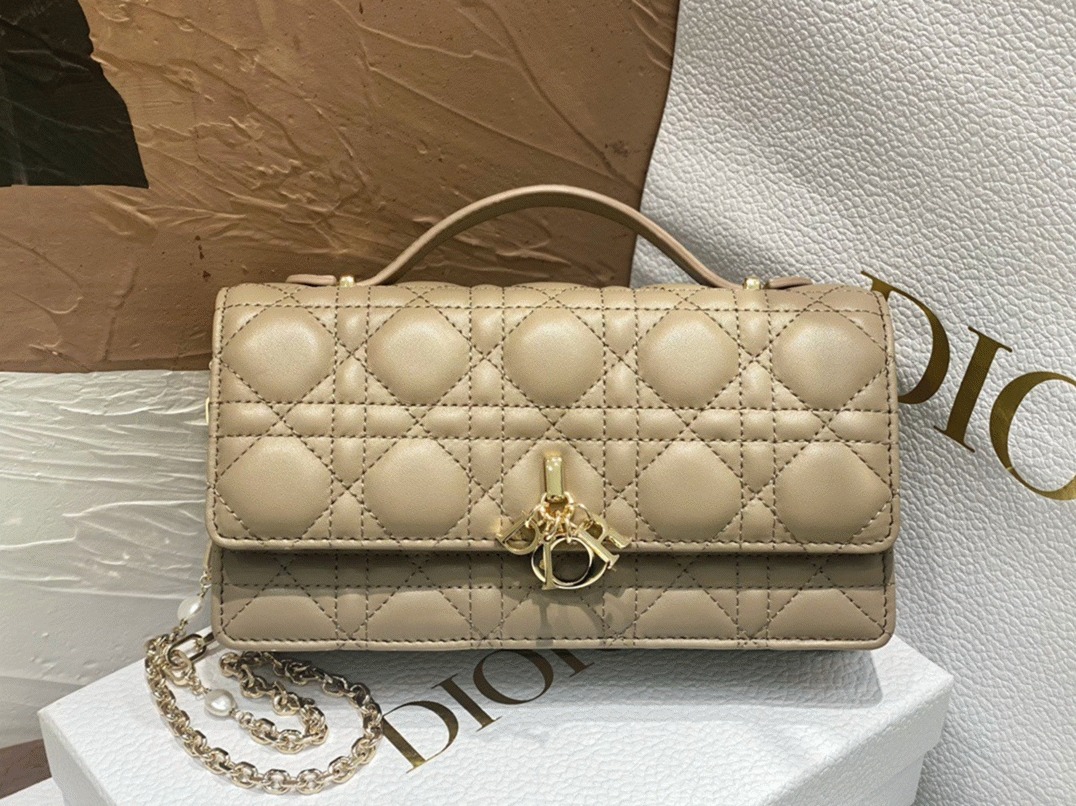 D10r Miss D10r Mini Bag Replica in Beige Cannage Lambskin