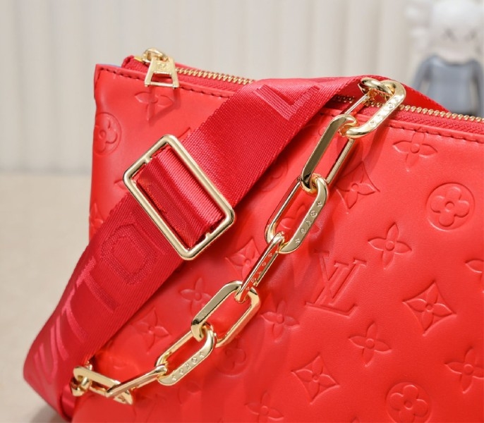 L0vis Vvtt0n Coussin PM Bag In Neon Red With Jacquard Strap