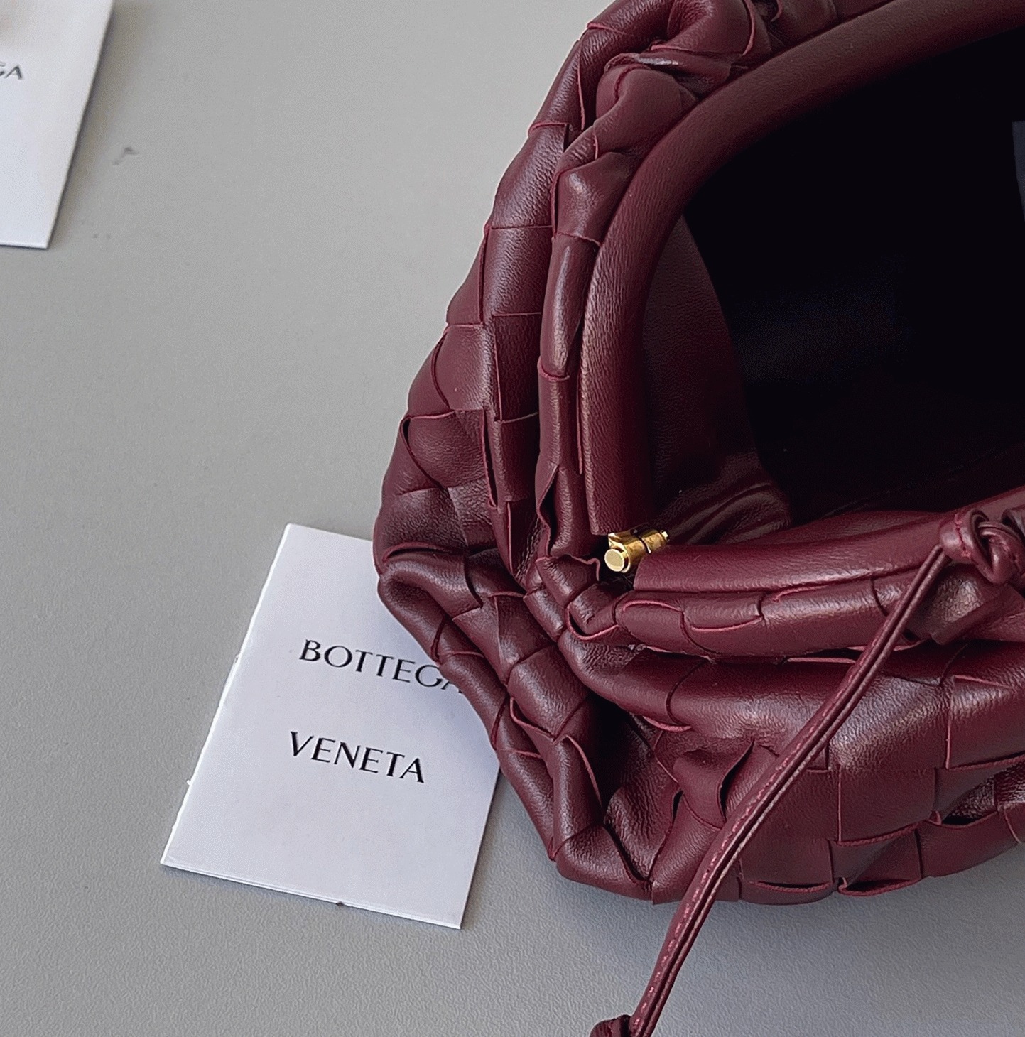 Fake B0tt*ga Ven*ta Mini Pouch with Strap Bordeaux