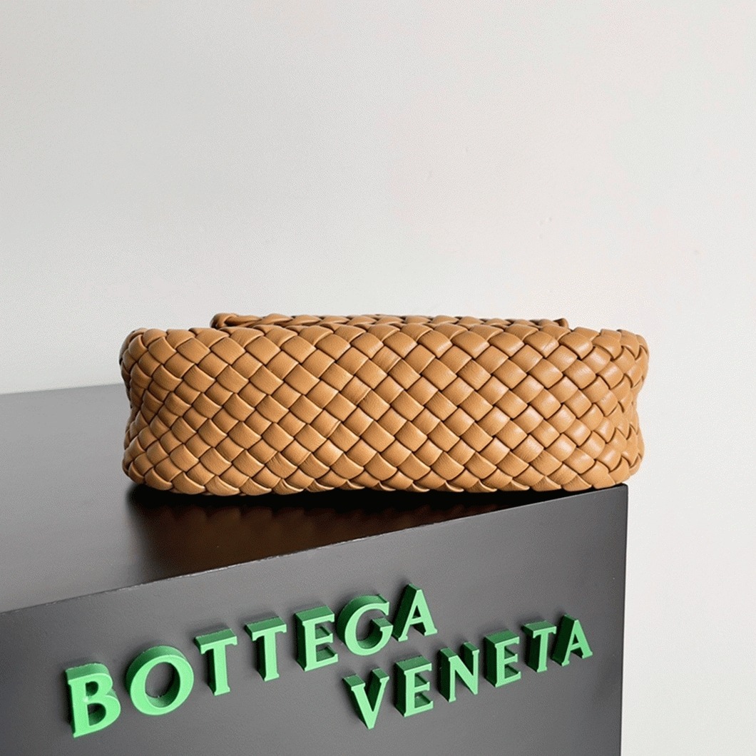 Fake B0tt*ga Ven*ta Cobble Small Bag Caramel