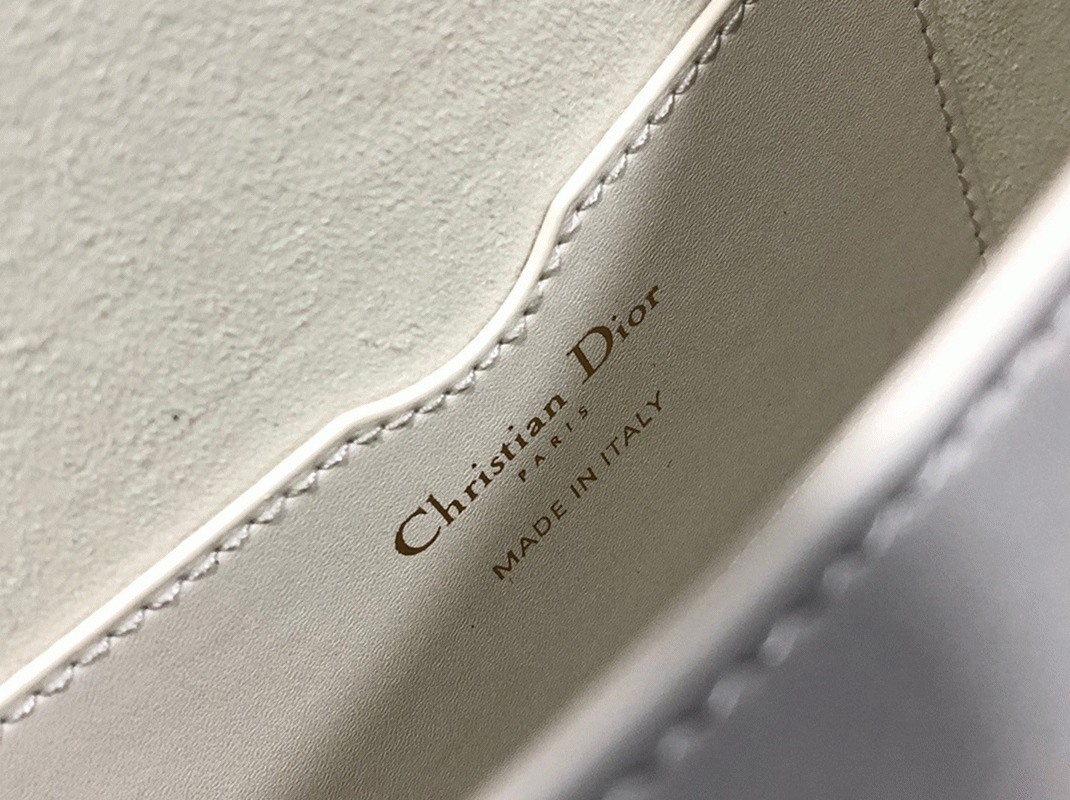 D10r Bobby Medium Bag Replica in White